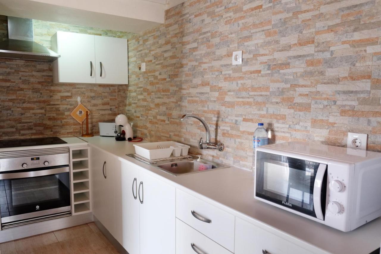 Magnolia - Casa Com Dois Quartos Junto Ao Mar - Renovada Em 2023 Mosteiros  Eksteriør billede